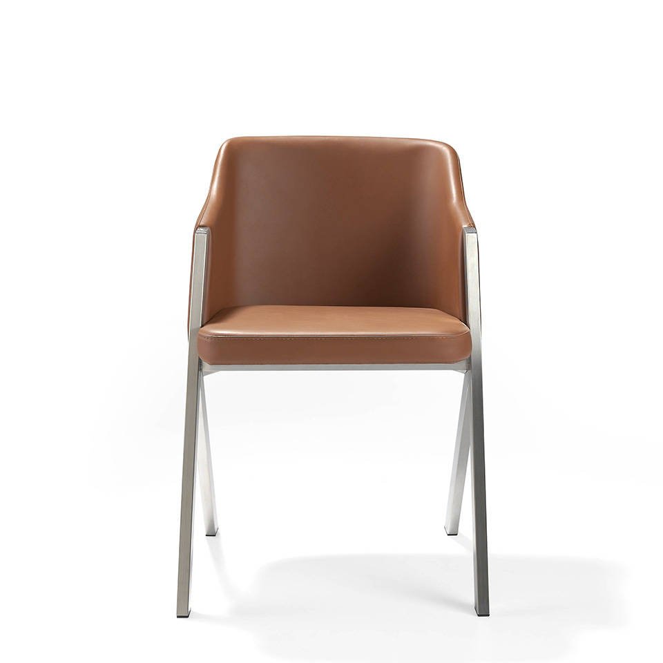 Stuhl aus Kunstleder mit poliertem Stahlgestell
