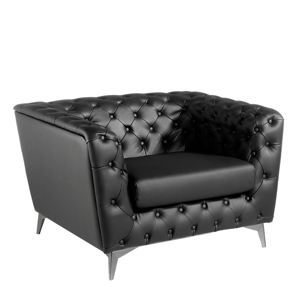 Armchair upholstered in leather with capitone effect Armchair upholstered in leather with capitone effect