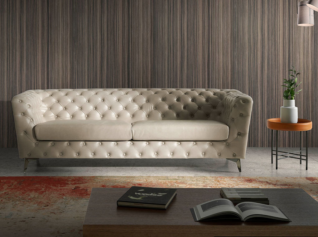 3-Seater sofa upholstered in leather with steel legs in grey epoxi 3-Seater sofa upholstered in leather with steel legs in grey epoxi