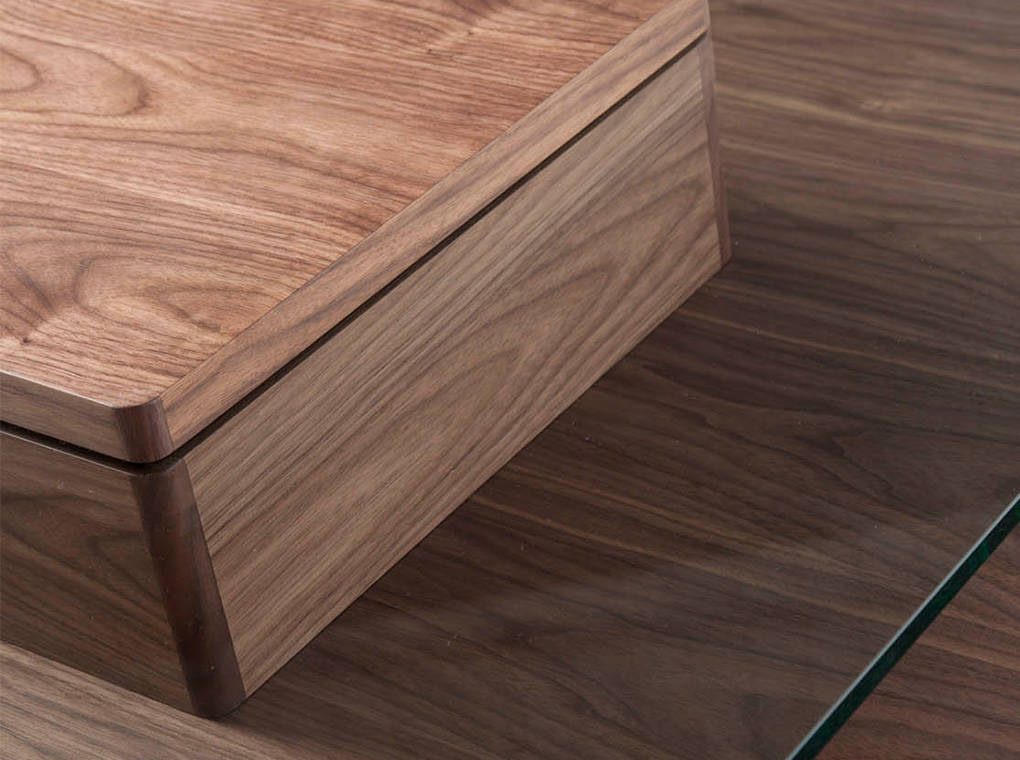 Square coffee table in tempered glass and Walnut wood