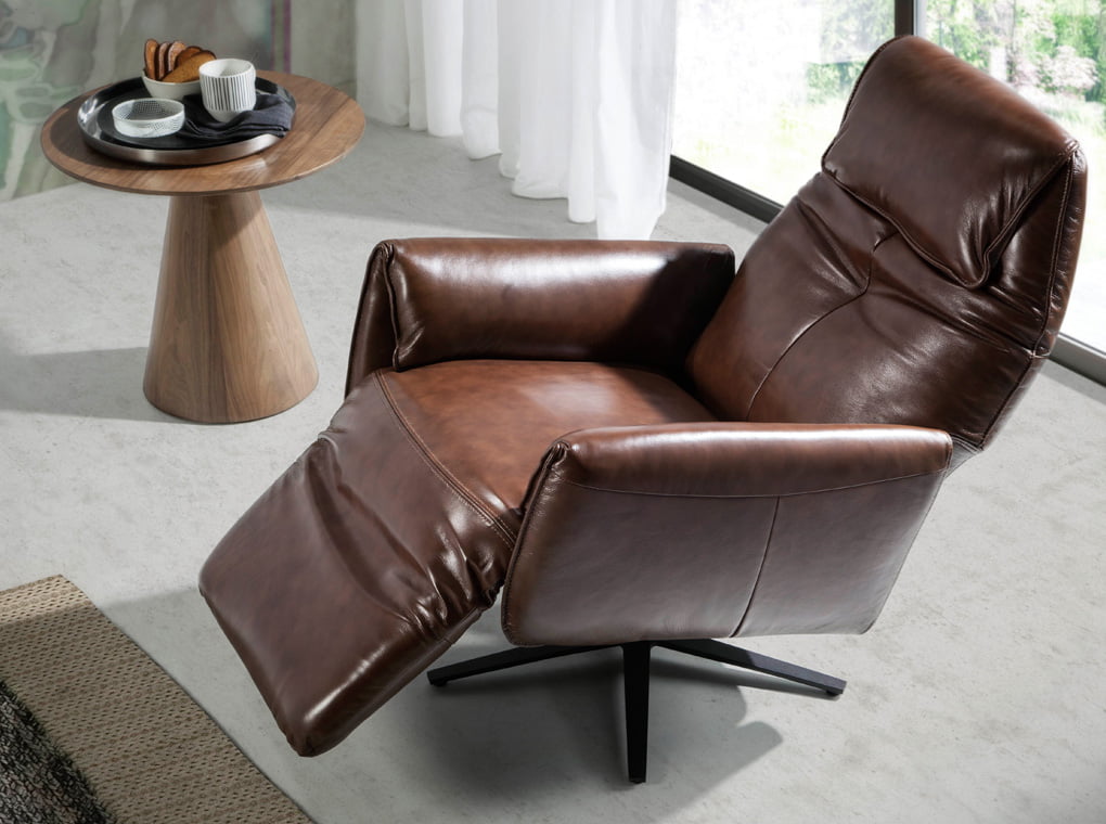 Swivel double relax armchair upholstered in leather Swivel double relax armchair upholstered in leather