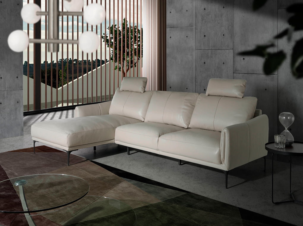 Chaise longue sofa upholstered in leather Chaise longue sofa upholstered in leather