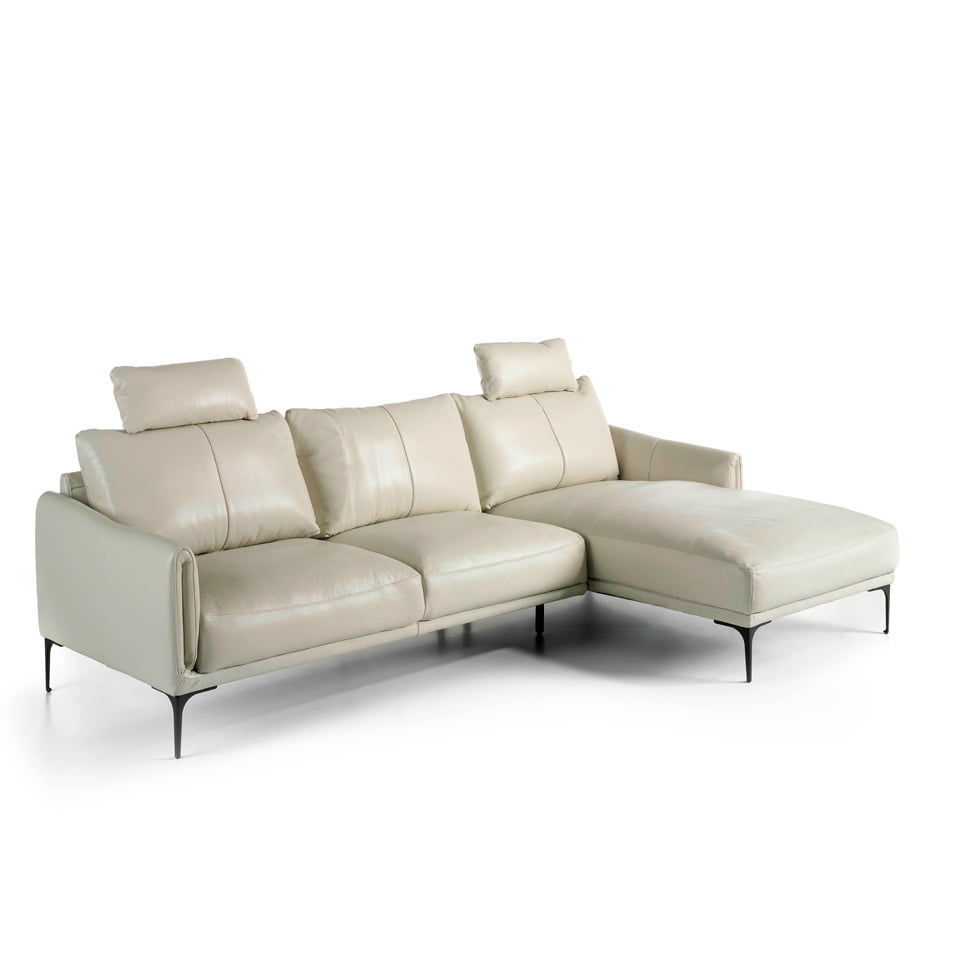 Chaise longue sofa upholstered in leather Chaise longue sofa upholstered in leather