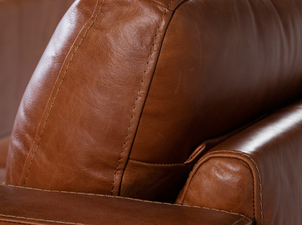 2-Sitzer-Sofa mit Lederbezug und Beinen aus Walnussholz 2-Sitzer-Sofa mit Lederbezug und Beinen aus Walnussholz