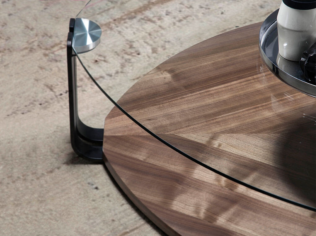 Coffee table in walnut veneer with top in tempered glass Coffee table in walnut veneer with top in tempered glass