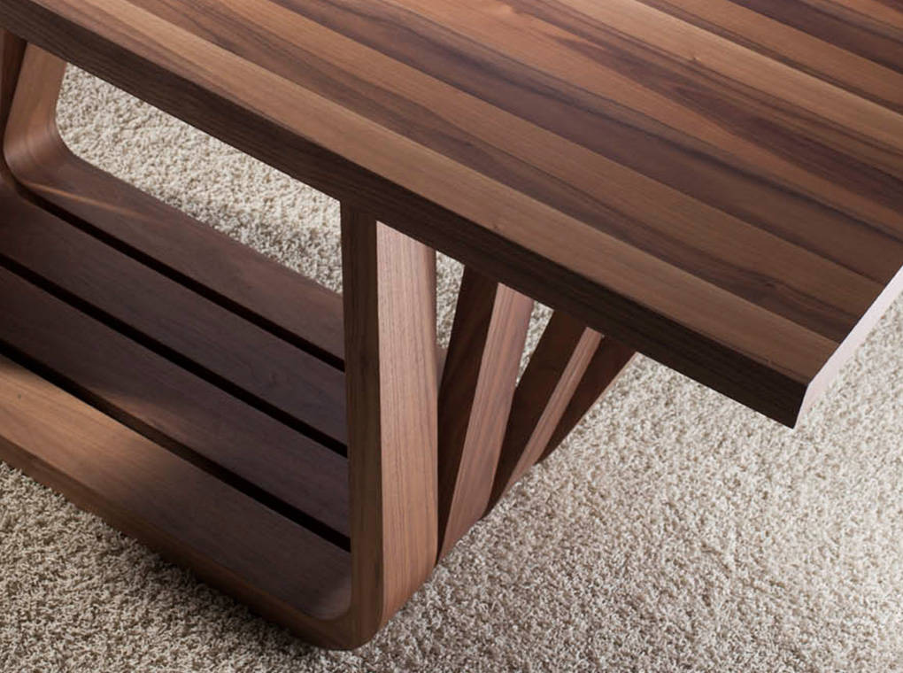 Walnut wood dining table Walnut wood dining table