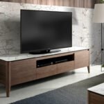 Mueble TV de madera Nogal y tapa porcelánico