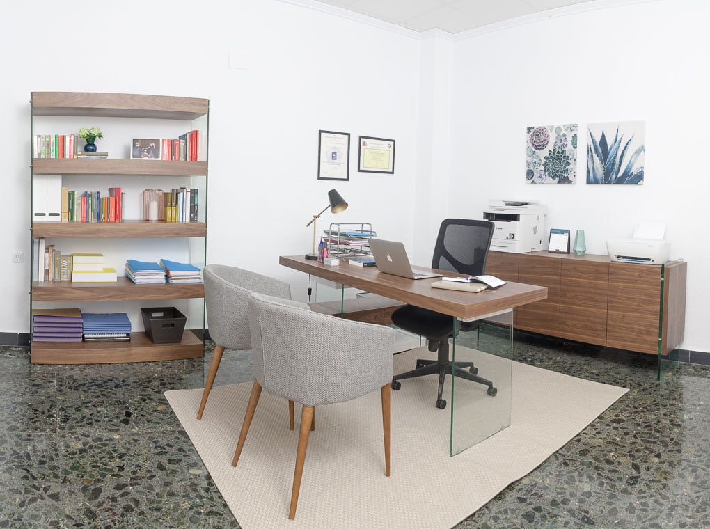 Un despacho de abogados elegante profesional - Cerdá