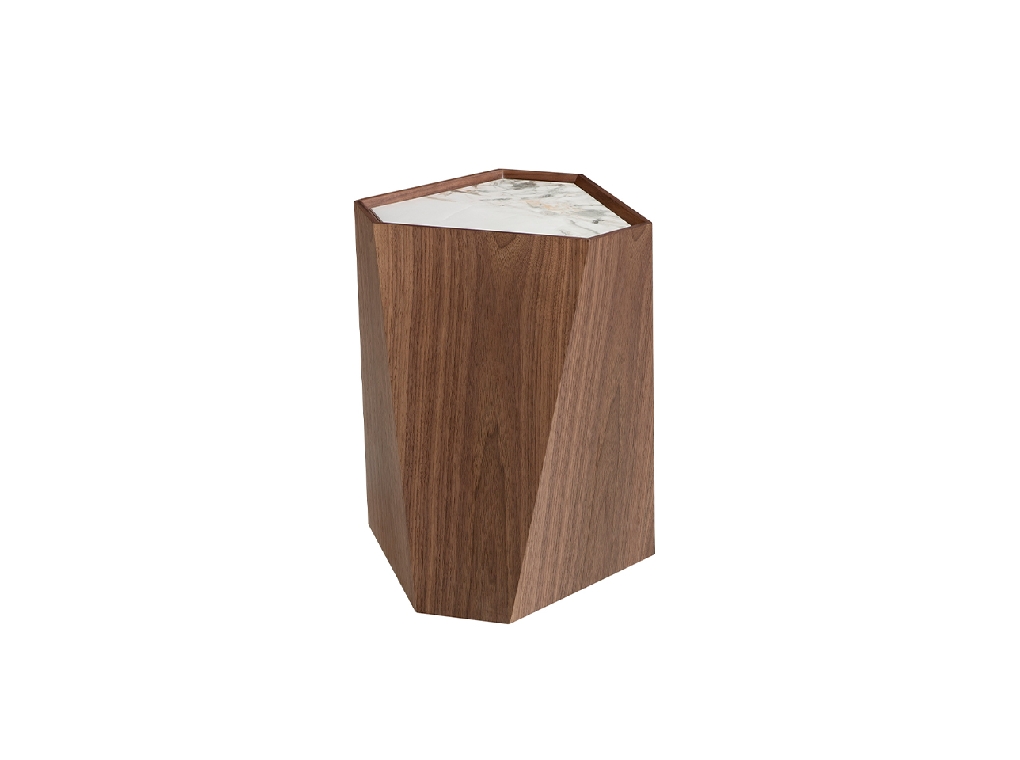 Треугольный угловой столик из фарфорового мрамора и орехового дерева