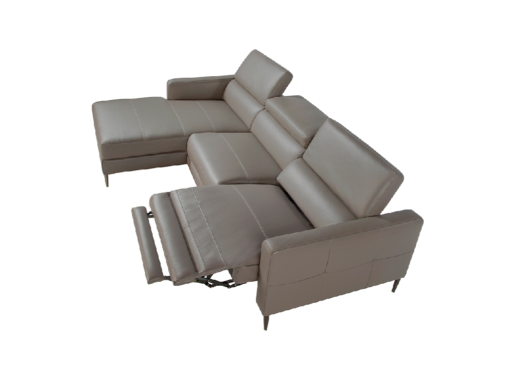 Chaise longue sofa upholstered in leather with electric relax mechanism