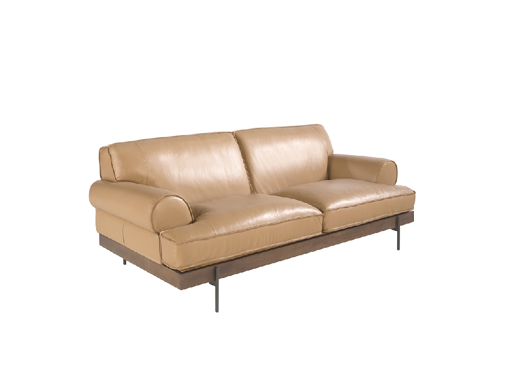 3-seater sofa upholstered in leather with black epoxy steel legs