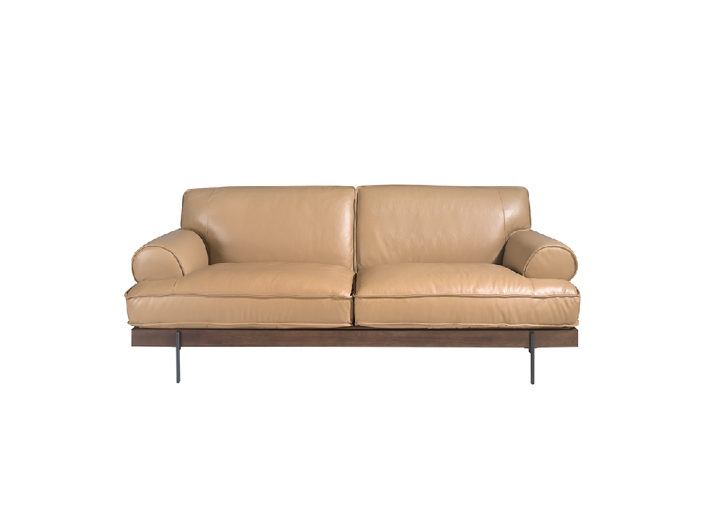 3-seater sofa upholstered in leather with black epoxy steel legs