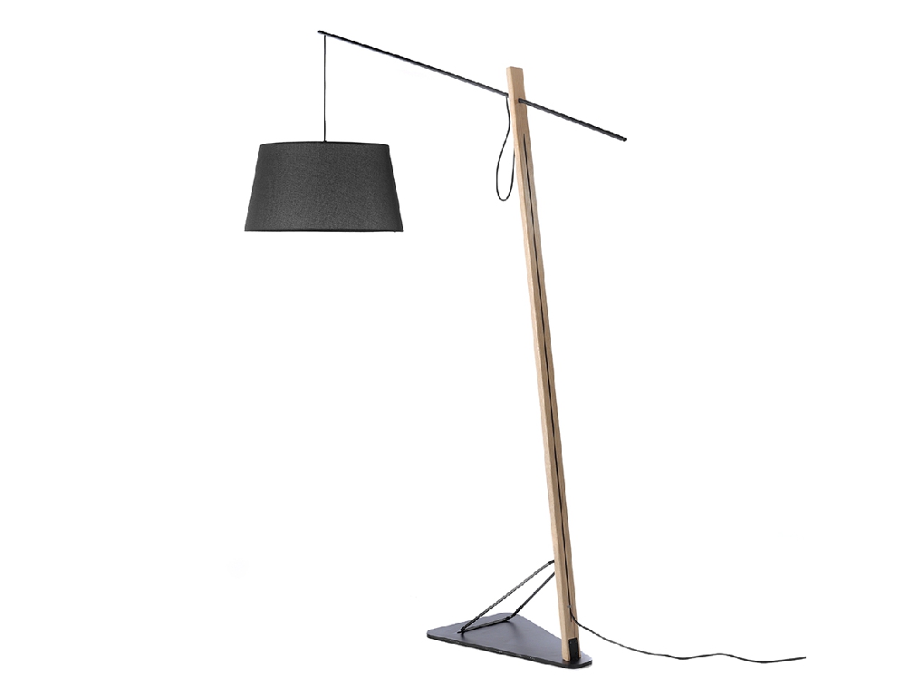 Lampadaire en acier noir et bois de chêne avec abat-jour en tissu