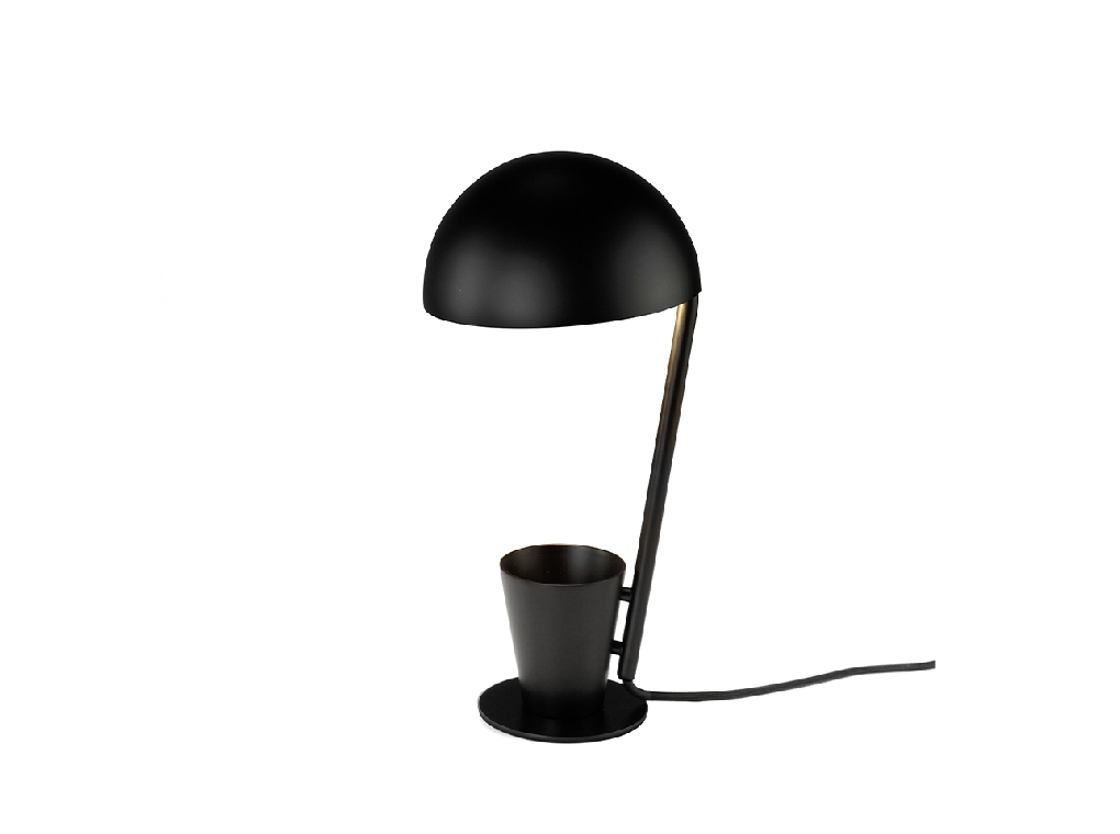 Lampe de table en acier noir