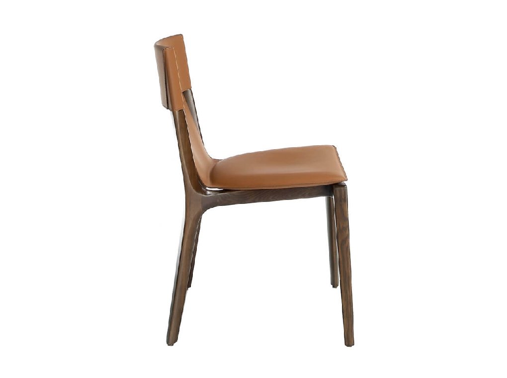 Chair upholstered in leather with structure in ash wood Chair upholstered in leather with structure in ash wood