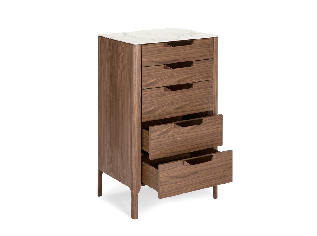 BOWERY HILL Traditional Wood 5-Drawer Chest in Walnut BOWERY HILL Traditional Wood 5-Drawer Chest in Walnut