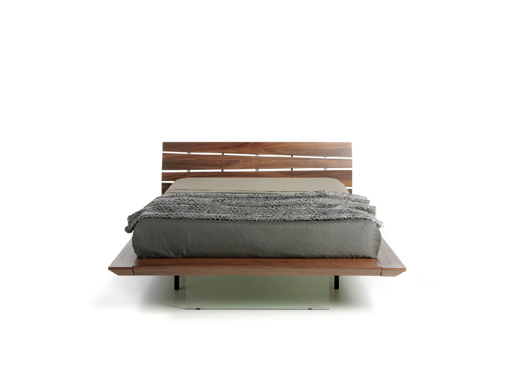 Walnut wood bed Walnut wood bed
