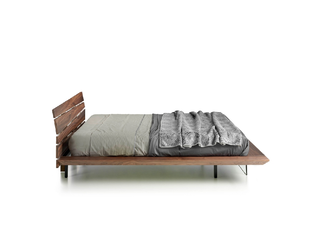 Walnut wood bed Walnut wood bed