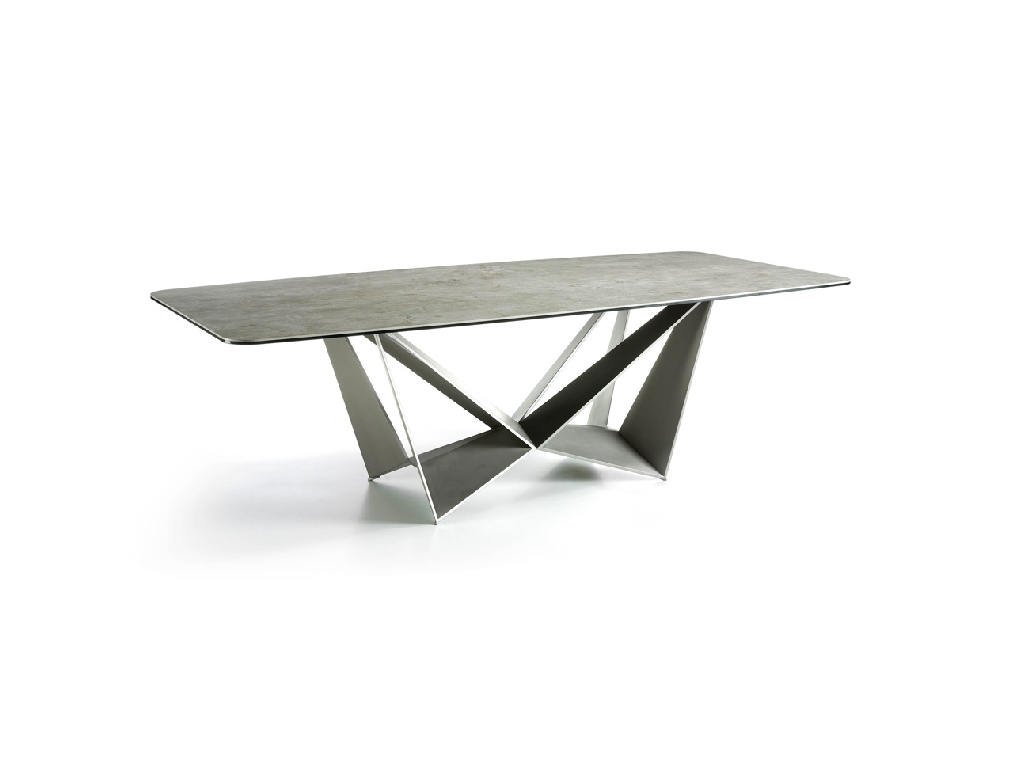 Dining table with lacquered stainless steel legs Dining table with lacquered stainless steel legs