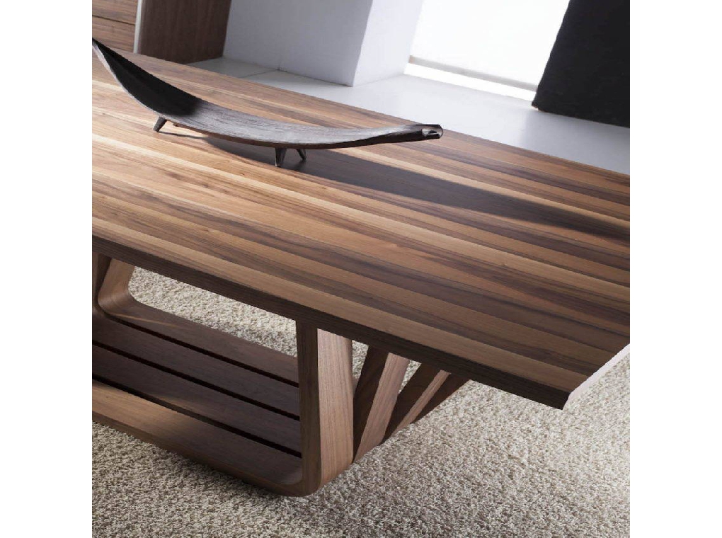 Walnut wood dining table Walnut wood dining table