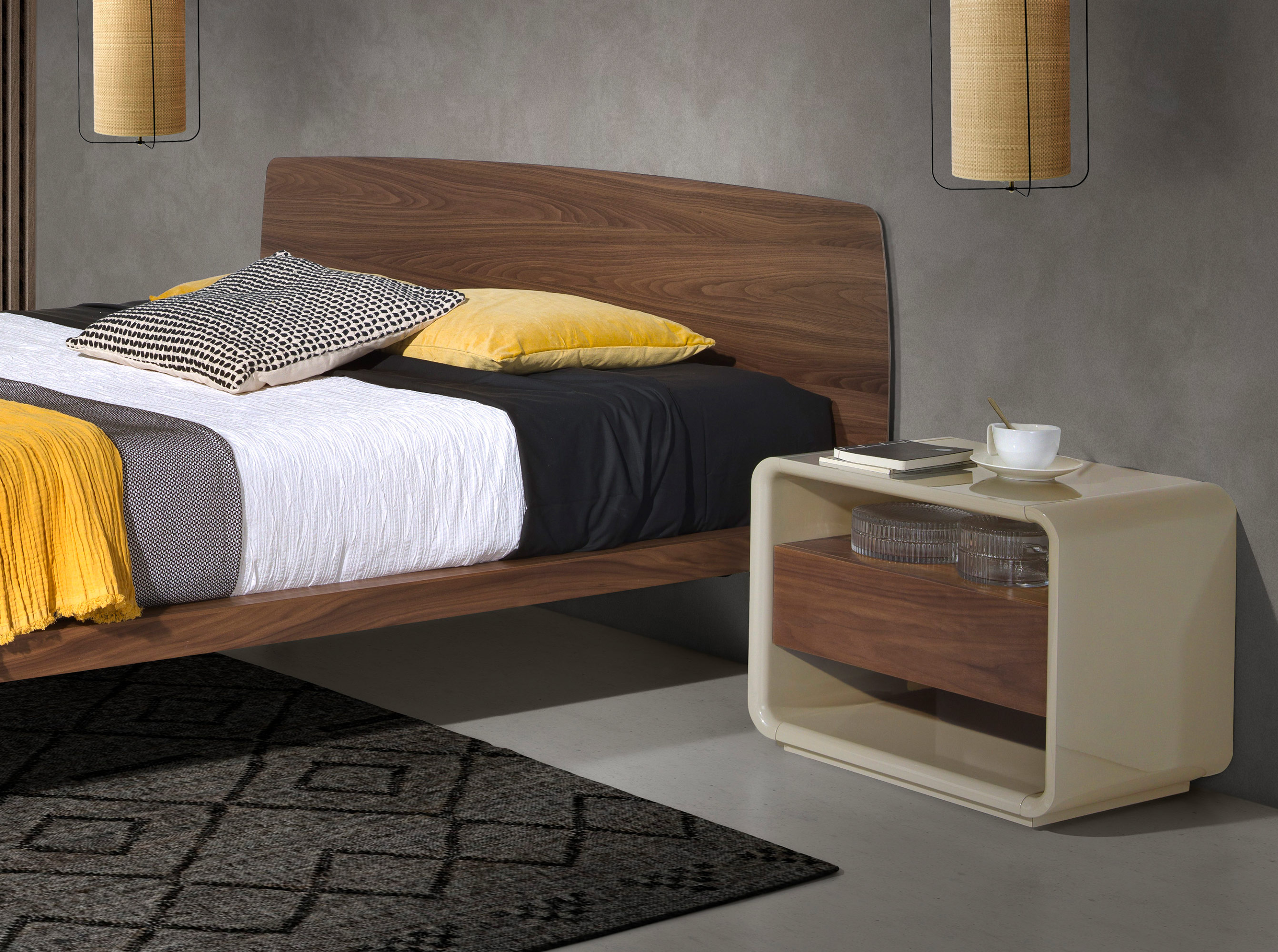 A_7134-mesita-noche-lacada-bedside-table-angel-cerda_A1