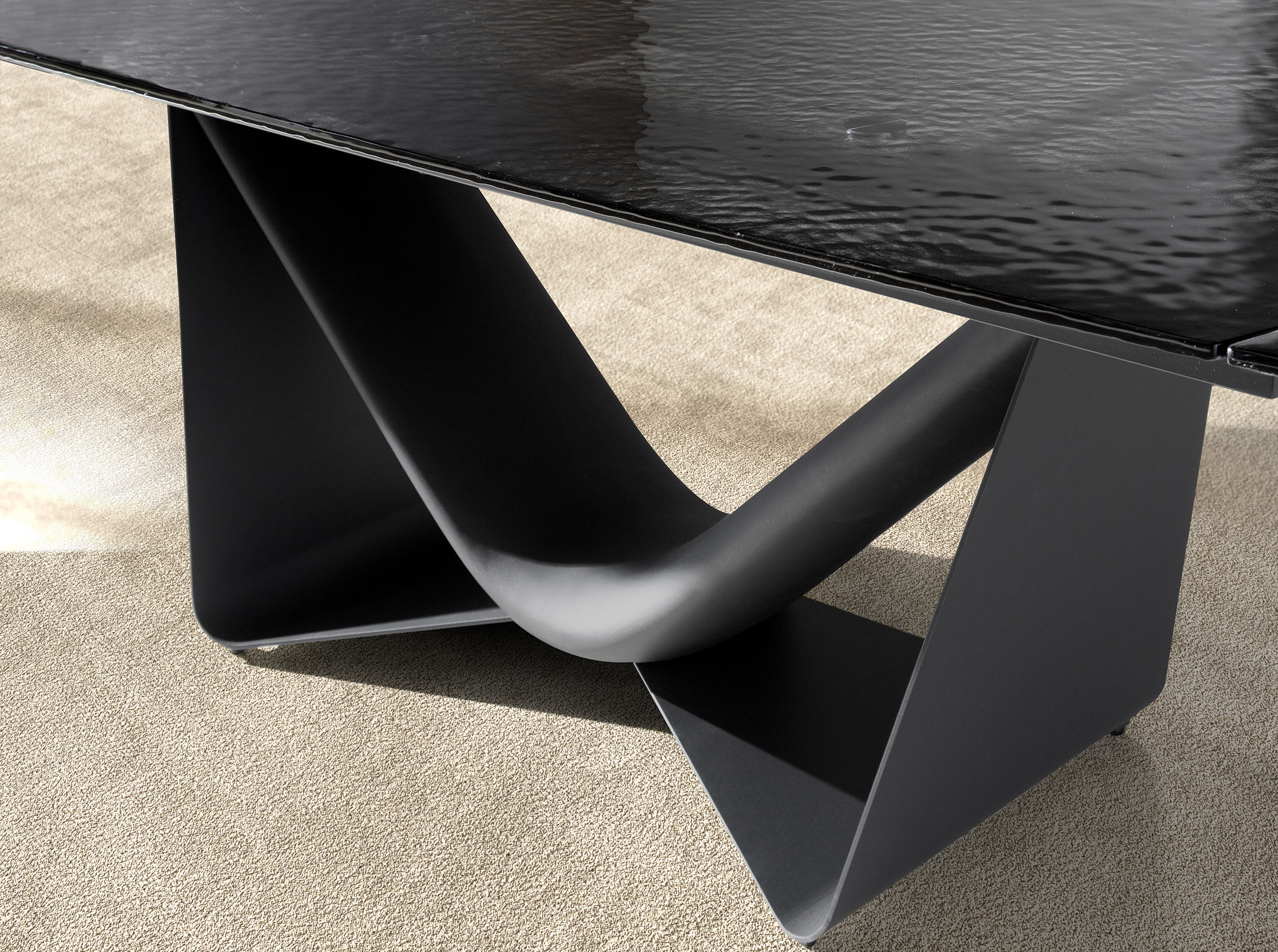 D_1196-mesa-comedor-extensible-cristal-angel-cerda_D1