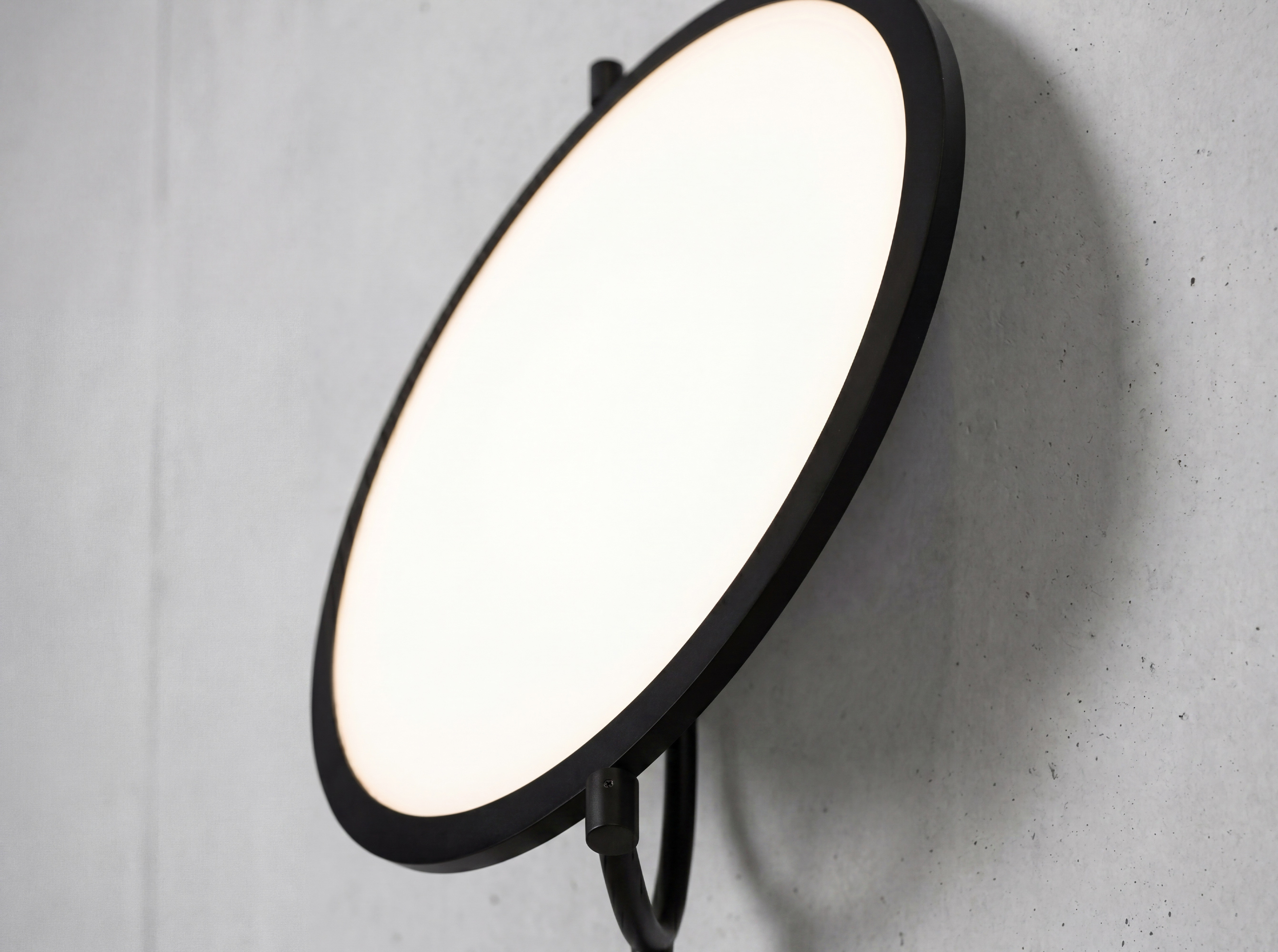 D_8102-lampara-pie-acero-floor-lamp-angel-cerda_D1