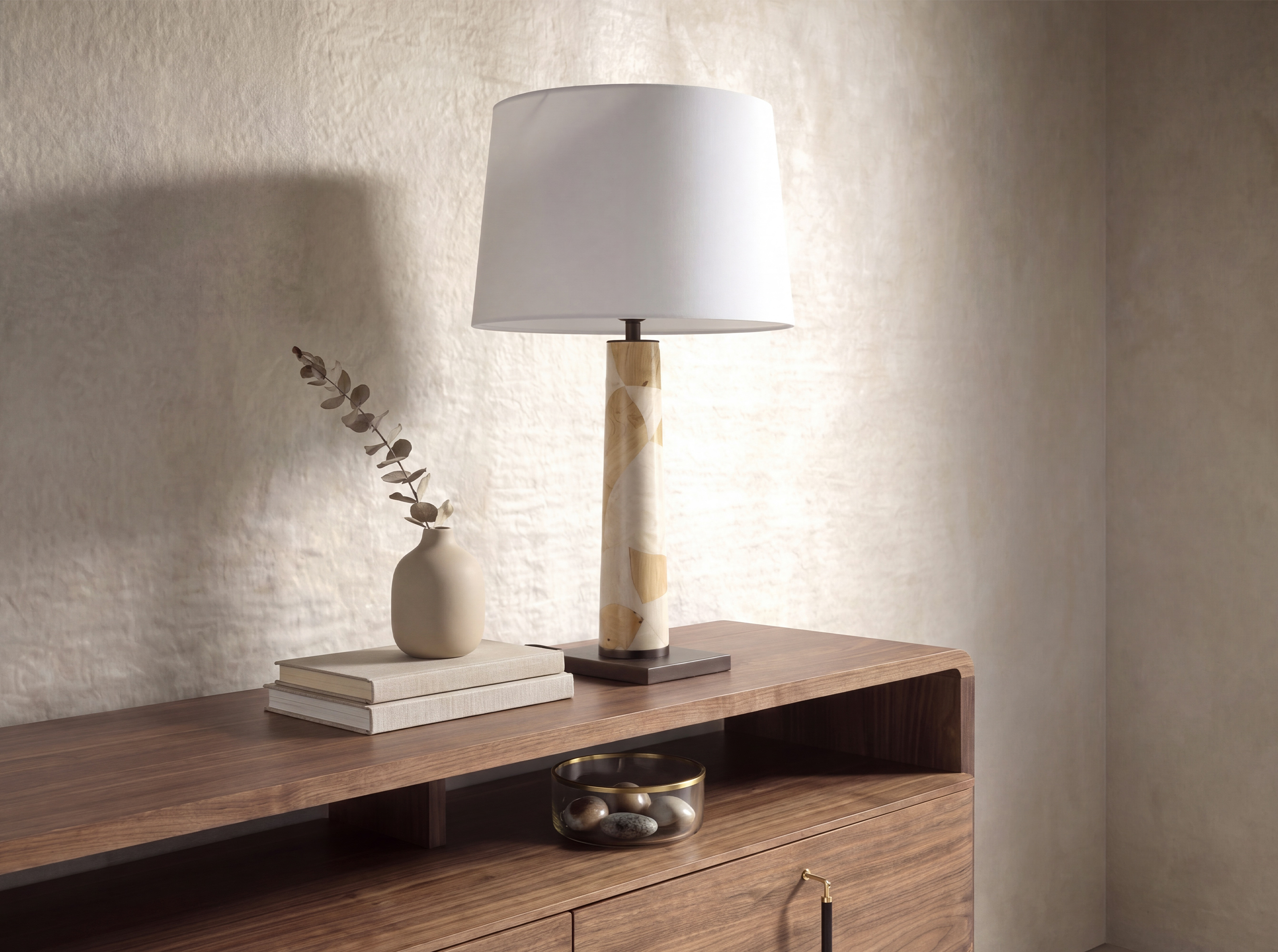 A_8085-lampara-sobremesa-madera-table-lamp-angel-cerda_A1